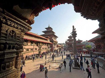 Kathmandu, Pokhara, Chitwan, Lumbini & Nagarkot Tour